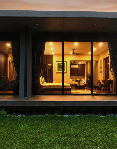 Large Beach Villa 03